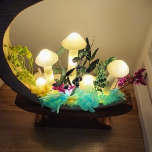 Moon & Dried Flower Decorative Lamp