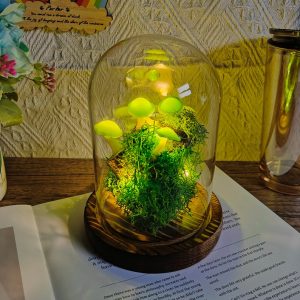 Growing on Trees Green Mushroom Lamp