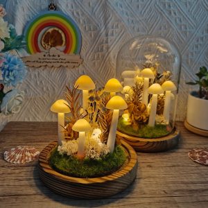 White Dried Flower Mushroom Lamp