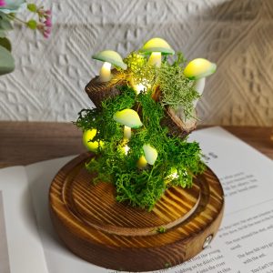 Growing on Trees Green Mushroom Lamp